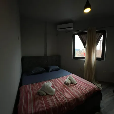 The Rooftop Hostel Shkodra Zimmer foto