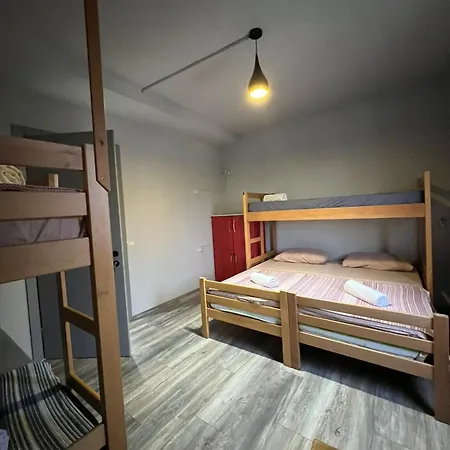 The Rooftop Hostel Shkodra Zimmer foto